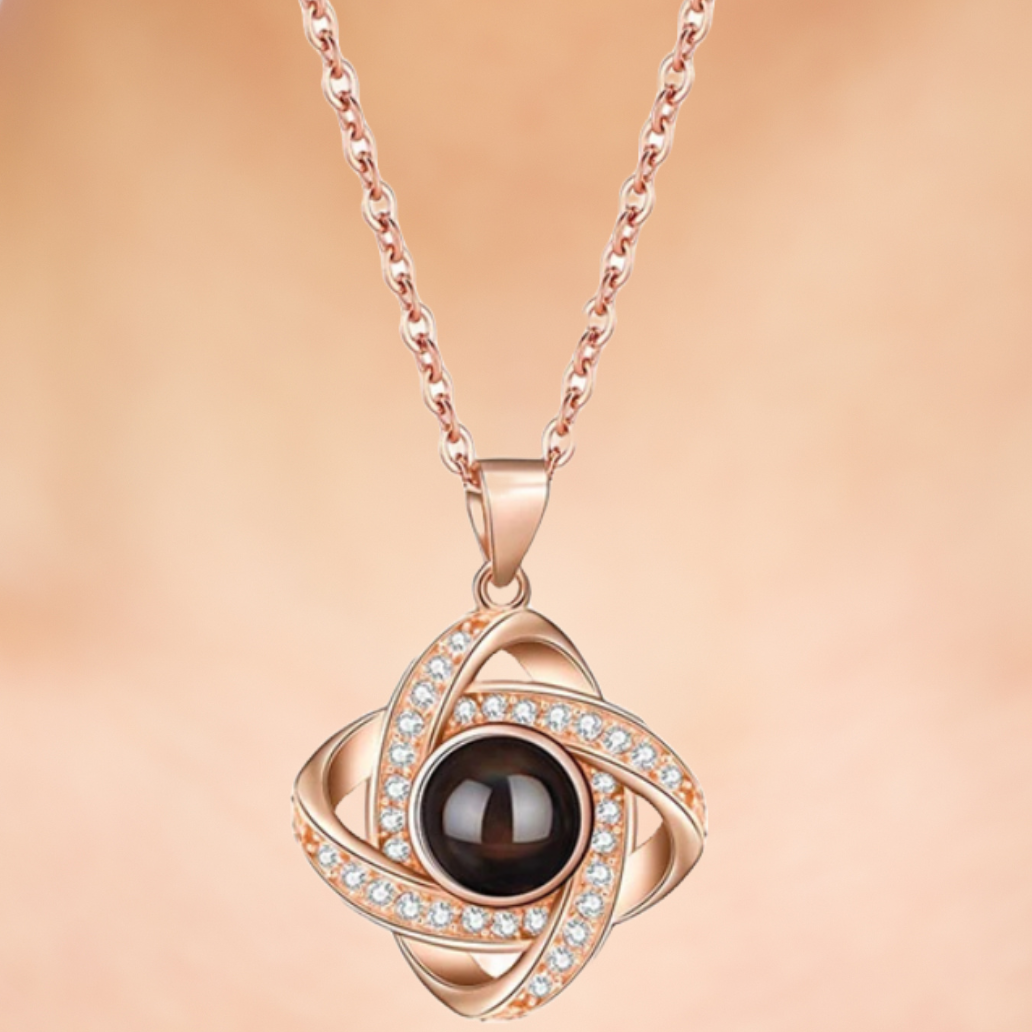 Shneor necklace